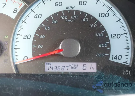 2010 Toyota Camry Se z USA, uszkodzony, nr VIN 4T1BF3EK8AU515515